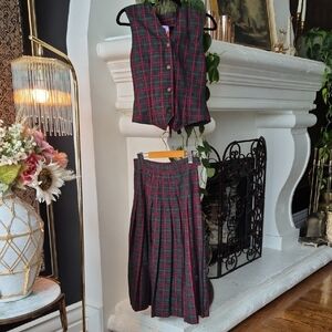 vintage Plaid pleated Women's schoolgirl Skirt and vest 2 piece  Set